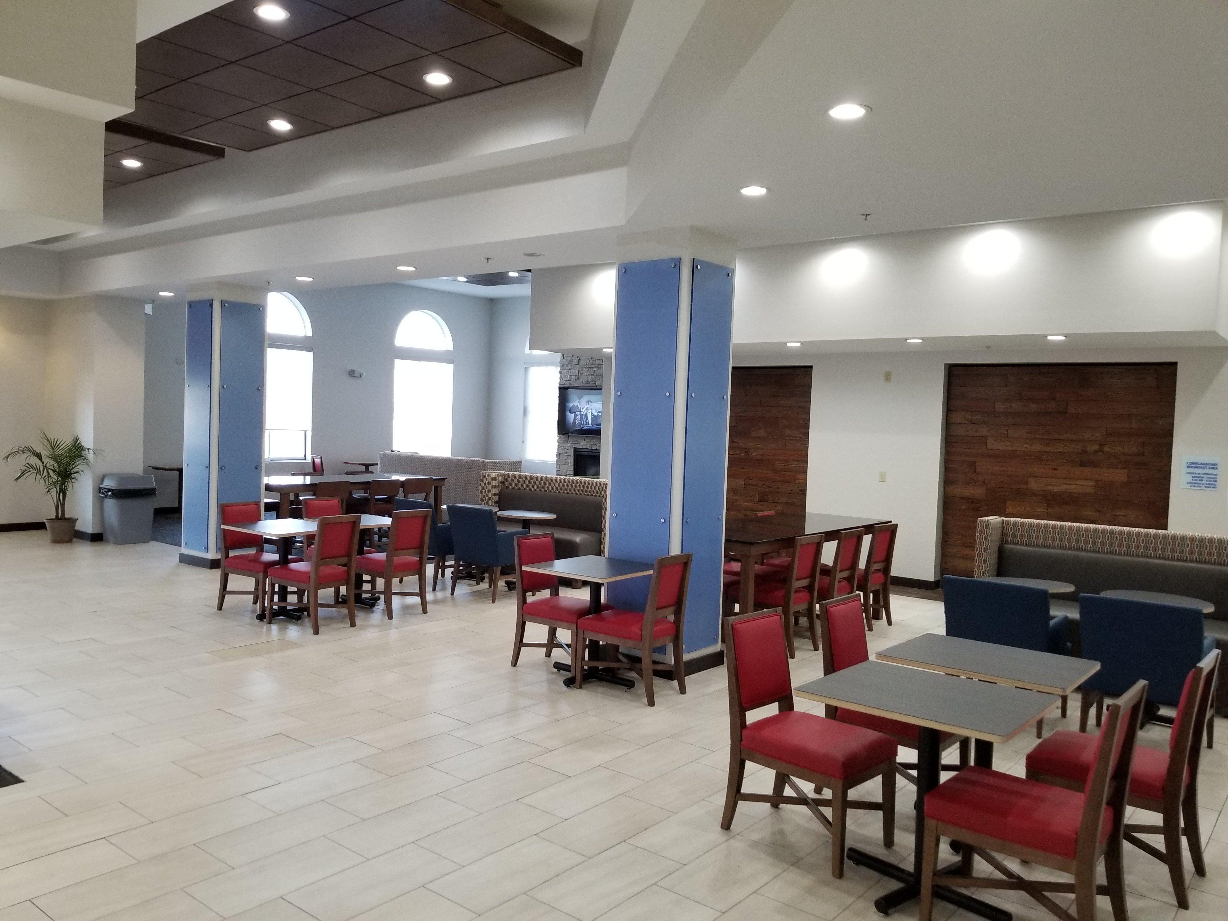 Holiday Inn Express Birch Run-Frankenmuth Area By Ihg Exterior foto