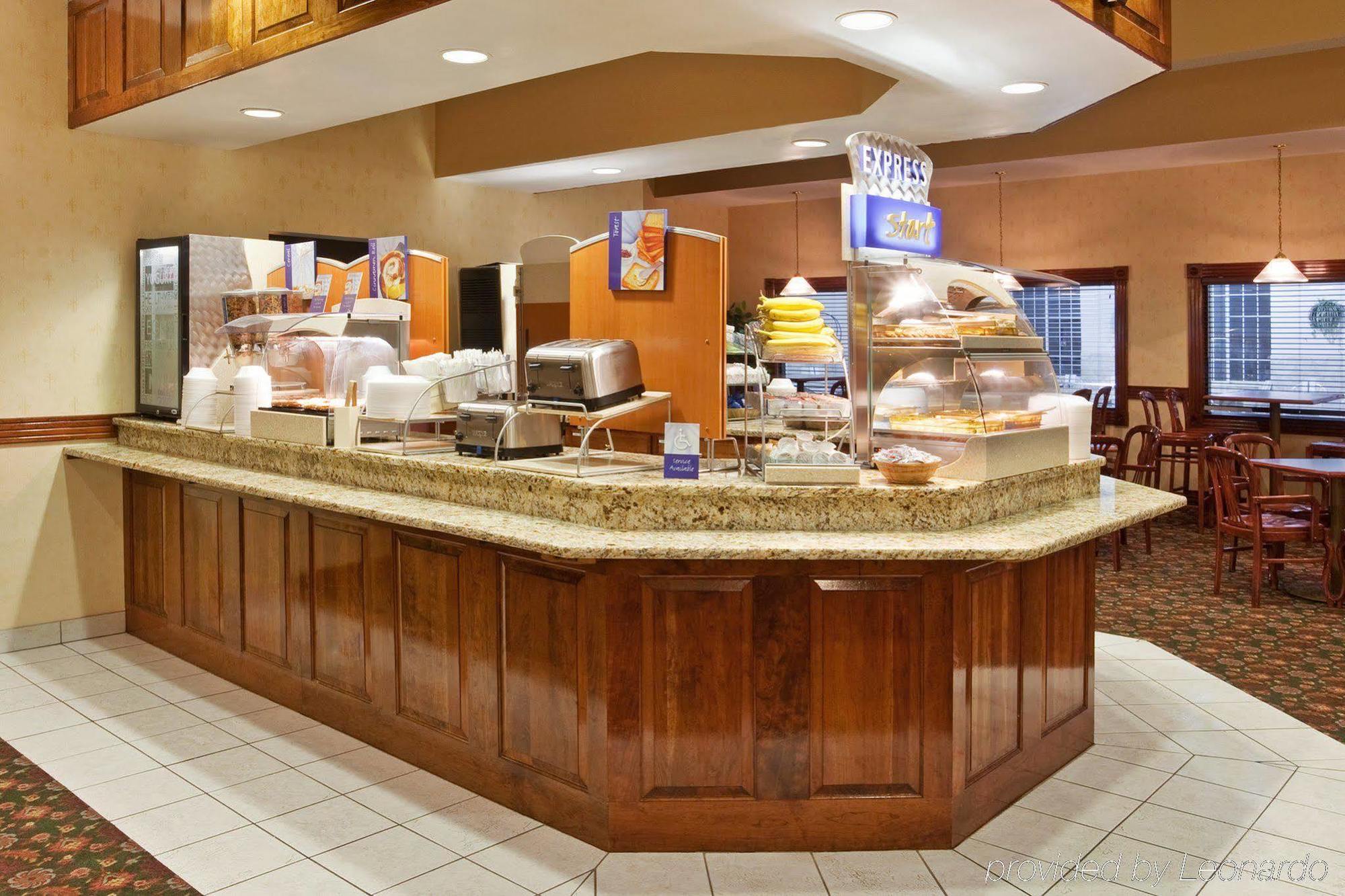 Holiday Inn Express Birch Run-Frankenmuth Area By Ihg Exterior foto