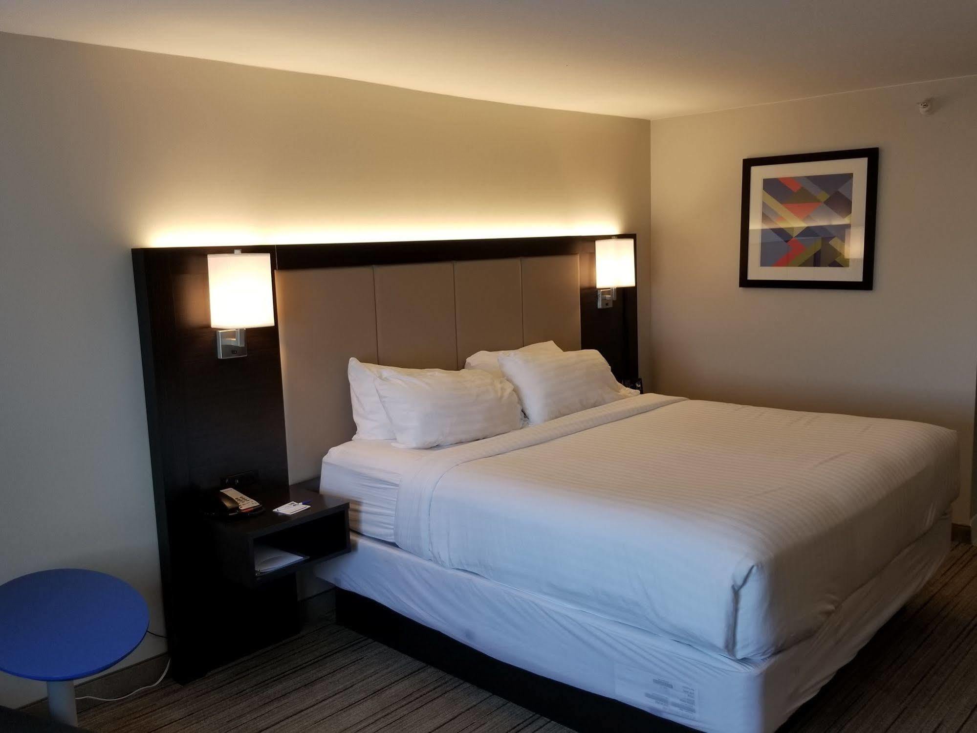 Holiday Inn Express Birch Run-Frankenmuth Area By Ihg Exterior foto