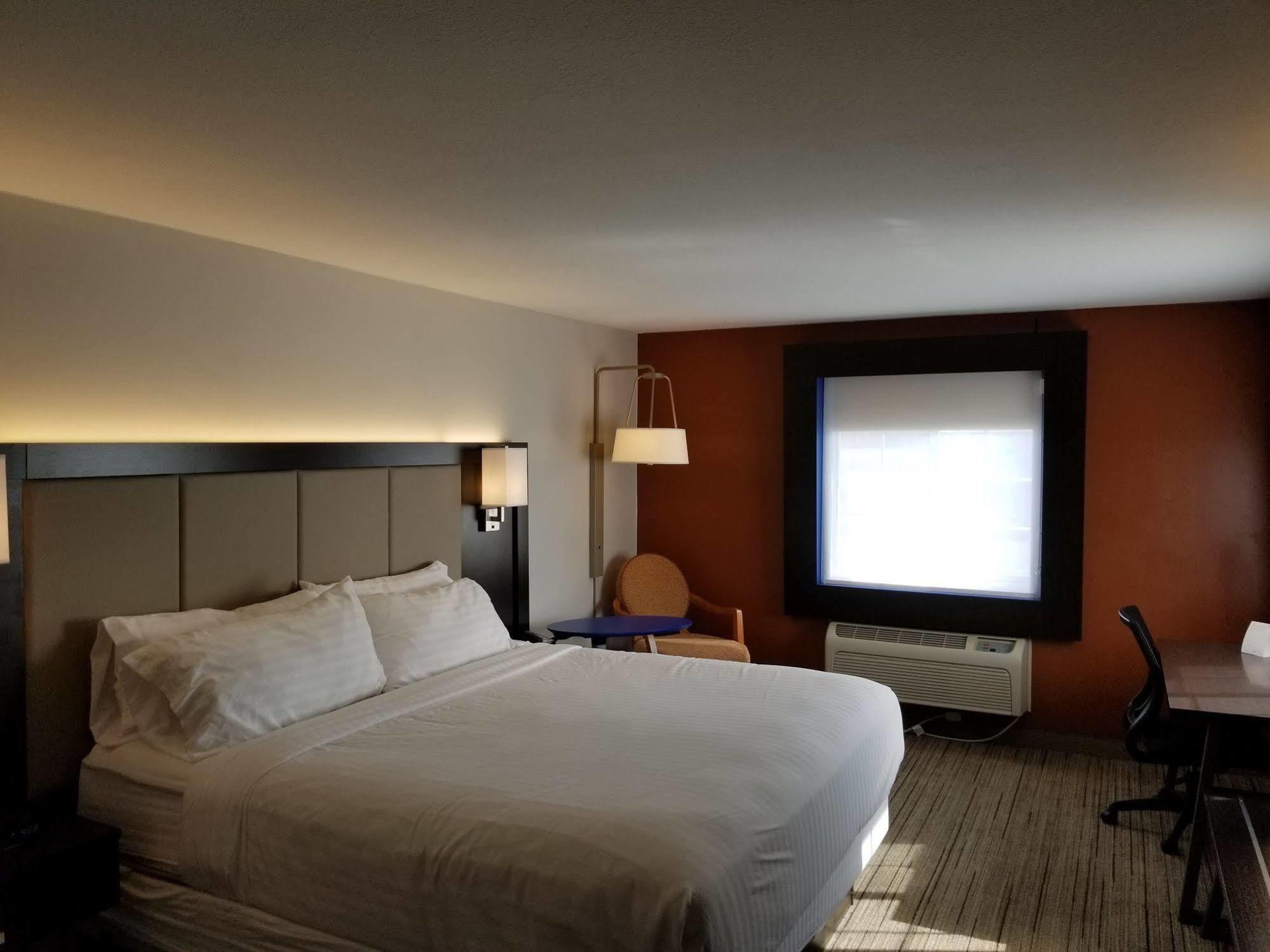 Holiday Inn Express Birch Run-Frankenmuth Area By Ihg Exterior foto